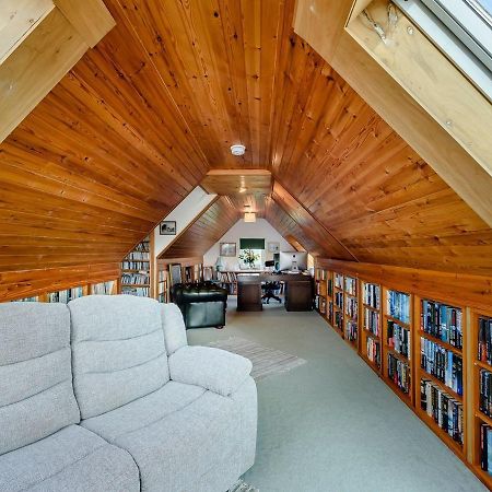 Вилла Pixie Grove Penally Экстерьер фото