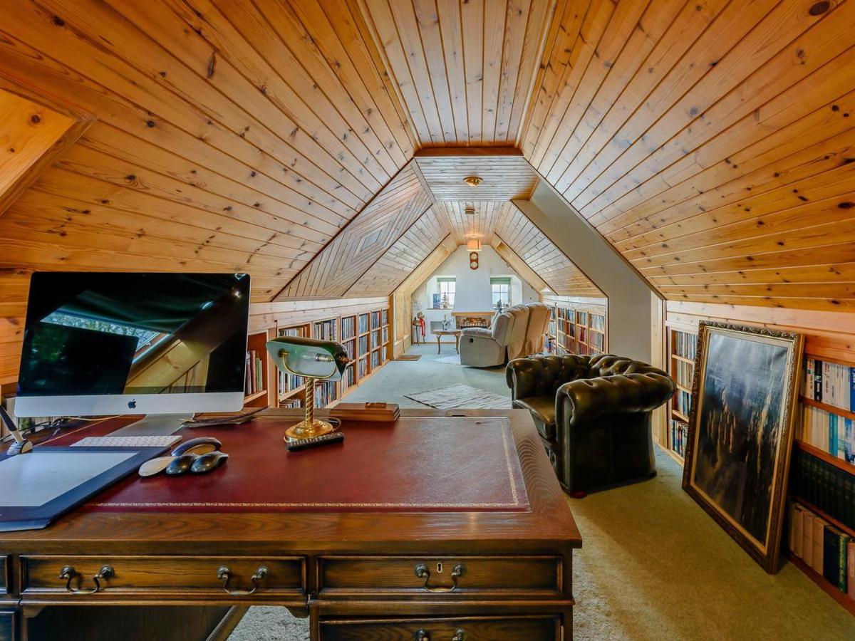 Вилла Pixie Grove Penally Экстерьер фото